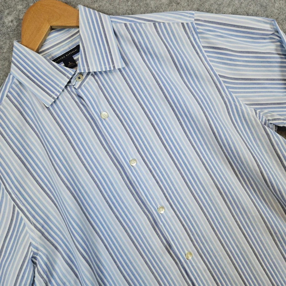 Banana Republic Men's Size S Dress Shirt Blue‎ Striped Long Sleeve 100% Cotton